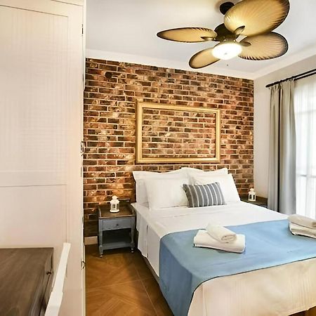 Petite Boutique Hotel Илдир Экстерьер фото