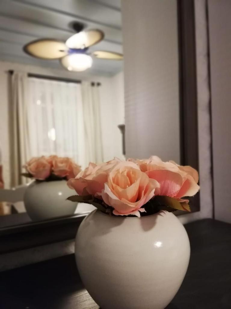 Petite Boutique Hotel Илдир Экстерьер фото